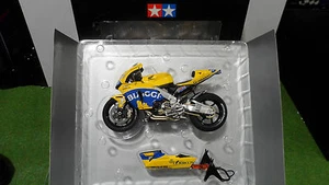 MOTO HONDA RC211V BIAGGI # 3 de 2003 o 1/12 TAMIYA 21017 miniature de collection - Imagen 1 de 1