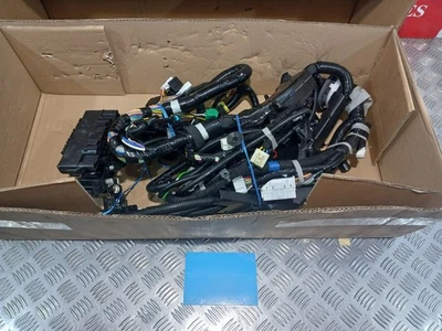 NEW GENUINE NISSAN QASHQAI J12 ENGINE WIRING LOOM & FUSE BOX 2021-ON 24012-6UA0C - Image 1 of 4