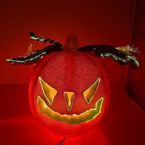 Vintage 10" Jack O Laterne Kürbis mit Blättern Glasfaser mehrfarbiges Gesicht Stecker  - Bild 1 von 16