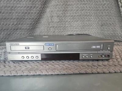 Samsung DVD/VHS DVD-V2000 Doble Cubierta VCR Combo 4 Cabezales Hi-Fi Estéreo Sin Control Remoto Foto 1 de 4