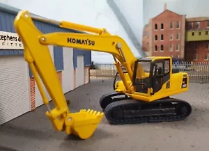 Komatsu PC200 Digger Tracked 360 Excavator 1:72 76 OO Atlas Oxford Model - Picture 1 of 8