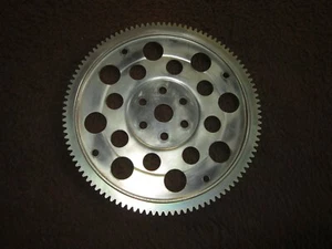 ORIGINAL TOP !!! NISSAN MICRA K11 AUTOMATIK SCHWUNGRAD SCHWUNGSCHEIBE SCHWUNG - Bild 1 von 1