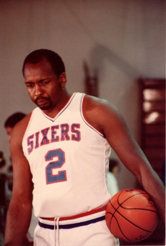 1984 'Type 1' * Moses Malone Original Snapshot Photo Sixers NBA RARE - Image 1 of 2