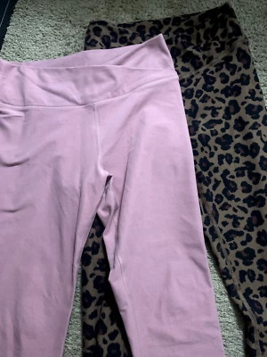 Pantalones deportivos Abercrombie & Fitch para mujer 2 pares talla M nuevos Foto 1 de 2
