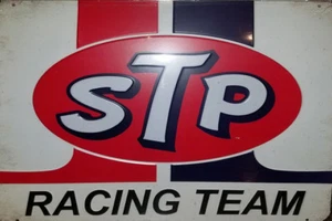 WEATHERED BUILDING SIGN O SCALE 1:18 1:24 BUILDING DIORAMA DECAL STP RACING 3x2 - Picture 1 of 1