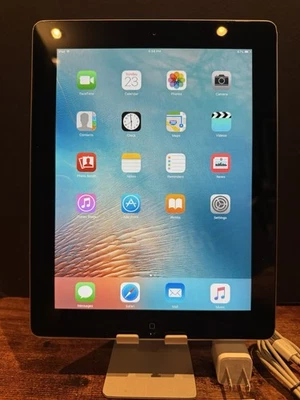 Apple iPad 2 - 2nd Gen - 16GB Black - Wi-Fi - 9.7'' - Perfect Condition & Reset - Image 1 of 4