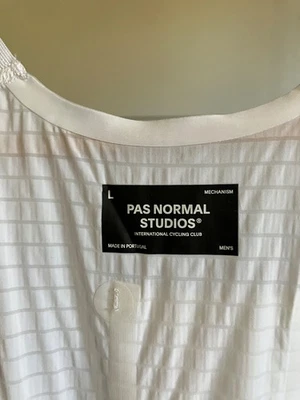 Pas Normal Studios Mechanism Pro围兜短裤,男式大码 — 第 1/4 张图片