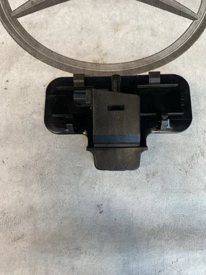 2108601847 Boquilla Lavadora Parabrisas Delantero Mercedes Benz W210  Foto 1 de 4