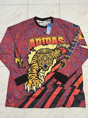 Men L Adidas JX1702 Adilenium Season 3 Long Sleeve Graphic T-Shirt NEW LIFE-0 - Image 1 of 4