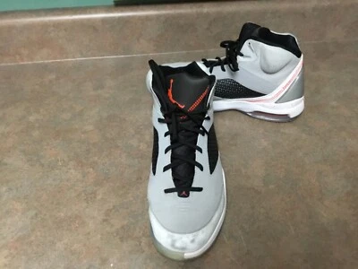 Tênis de basquete masculino Jordan Flight Remix vermelho preto cinza 23 tamanho 8.5 (CON69) - Imagem 1 de 4