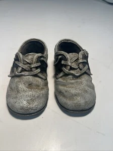 Vintage Pair Miniature Ceramic Saddle Shoes 1 3/4 x 3 7/8" Very Cute - Picture 1 of 5