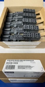SIMATIC 6ES7 193-4CB30-0AA0 *TERMINAL MODULE * 5-PACK *NEW IN BOX - Picture 1 of 4