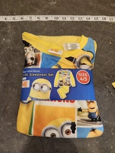 Minions Flannel Pajamas Sleepwear Set Size 4 / 5 block Minion Boys 2 Pcs New - Picture 1 of 9