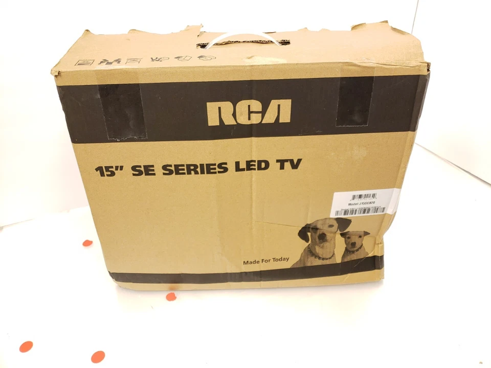 RCA Clear View J15SE820 15" SE series LED TV NO REMOTE - Image 1 of 4