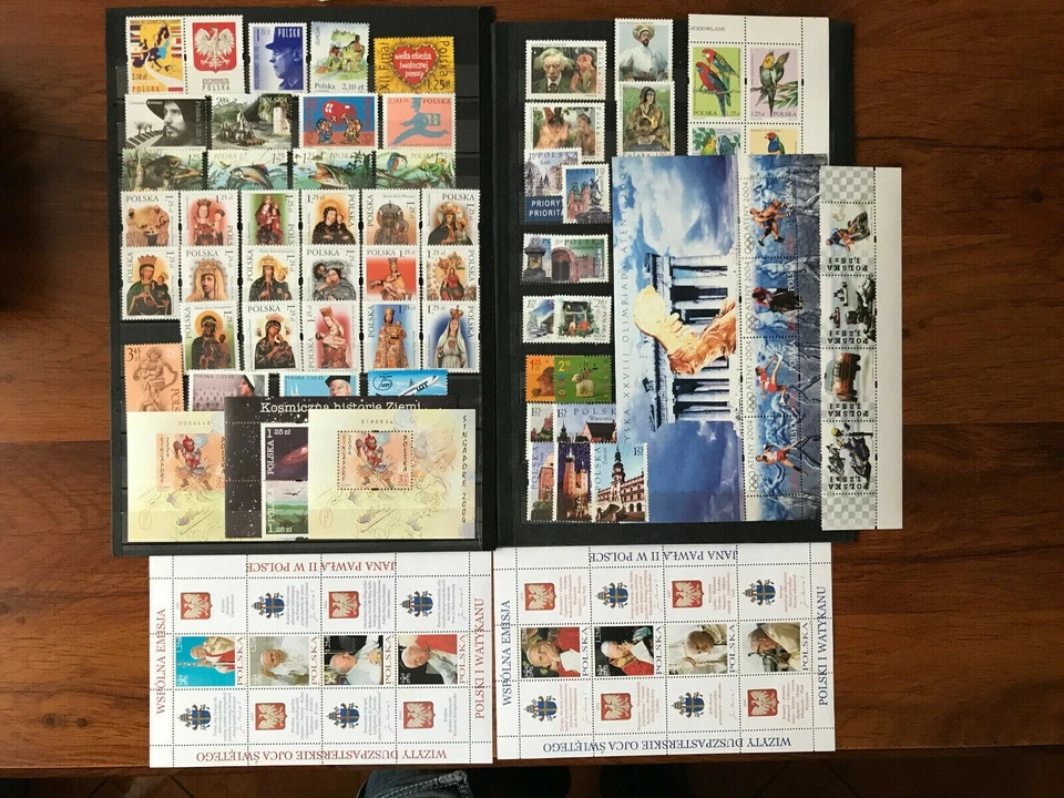 Poland 2004. Complete Year Set 70v & 5 souvenir sheets. MNH - Image 1 of 1