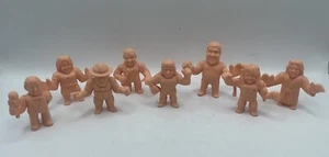 Mattel 2017 WWE WWF M.U.S.C.L.E. Muscle Men Wrestling Lot Of 9 - Picture 1 of 19