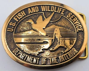 Hebilla de cinturón del interior del Departamento del Servicio de Pesca y Vida Silvestre de Estados Unidos 1977 de colección - Imagen 1 de 4