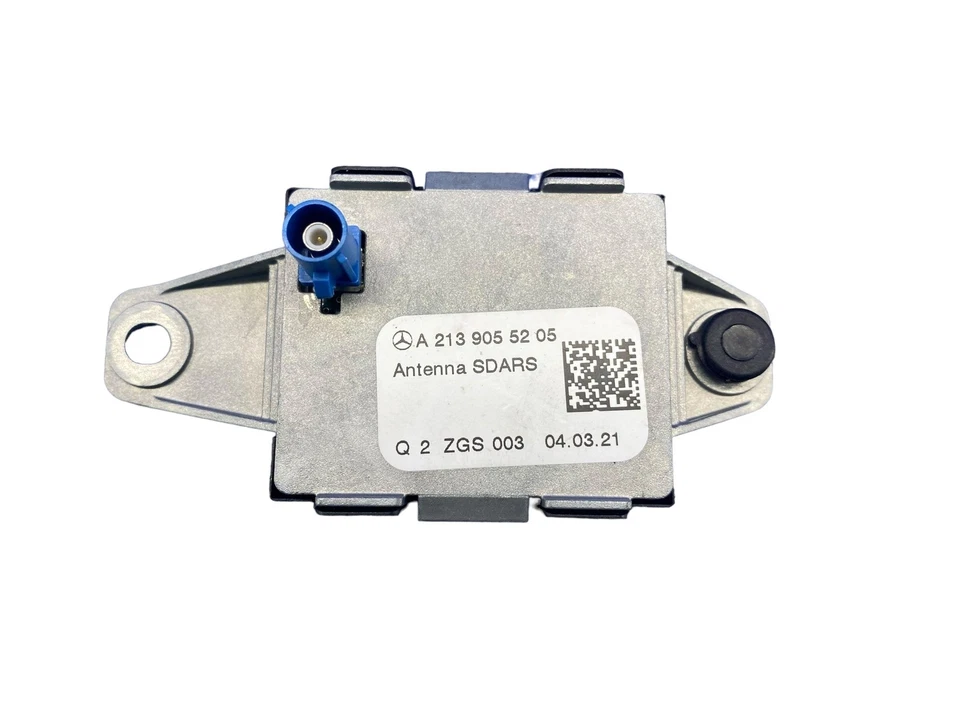 2021 MERCEDES E 53 ANTENNA MODULE UNIT 2139055205 OEM - Image 1 of 4
