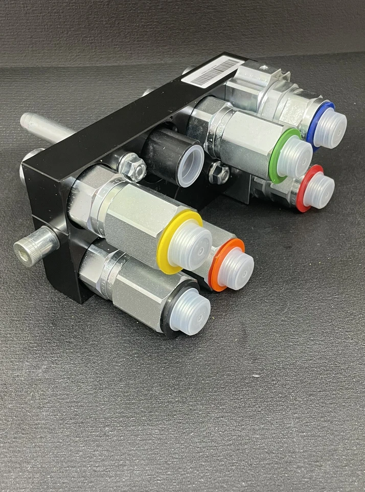 Acoplador hidráulico de conexión rápida más rápido P808M John Deere AW36422 Foto 1 de 4