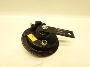 New Oem John Deere AXE60991 Horn, 12 Volt - Picture 1 of 6