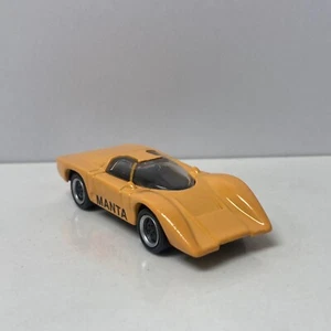 Manta Montage Mirage Collectible 1/64 Scale Diecast Diorama Model - Picture 1 of 4