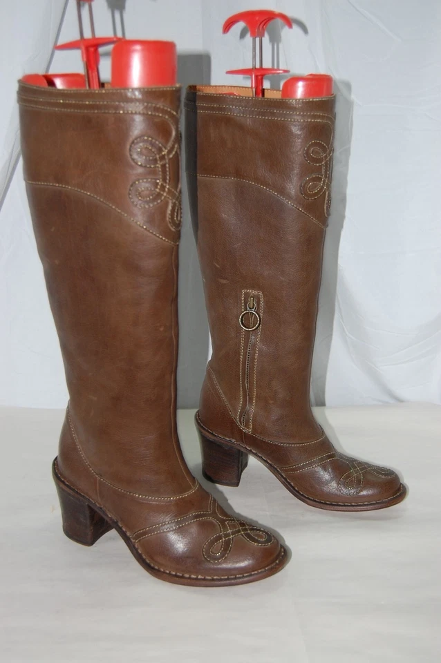 37/US6.5❤️ BOTAS DE MONTAR ALTAS FIORENTINI+BAKER de cuero marrón con tacones altos Foto 1 de 4