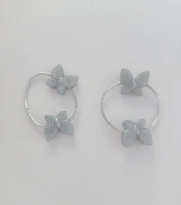Lol Surprise OMG Doll Twist Queen Light Silver Hair Tie Hair Ballies Butterflies Foto 1 de 4
