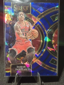 2023-24 Panini Select Demar DeRozan #191 Premier Blue Cracked Ice Prizm 🏀 - Bild 1 von 2
