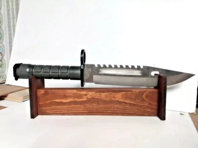 Knife Rack Display Stand for large bowie style Sportsman Hunter Collector  ne - Image 1 of 4
