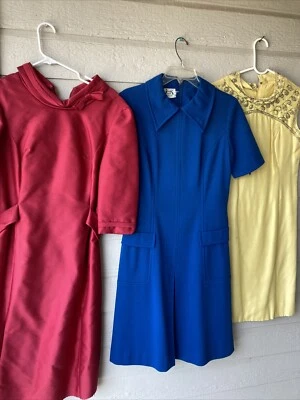 Lote de 3 Vestidos Mujer Vintage Teatro o Reconstrucción Años 50 60 70 Foto 1 de 4