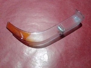 Vetrino anteriore destro Alfa Romeo Gt 1750 Veloce 1968/1969 front R lens - Bild 1 von 2