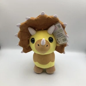 Adopt Me Serie 4 Triceratops Offizieller Dinosaurier Plüschtier Plushie mit Spielcode Neu - Bild 1 von 14