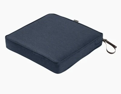 Accesorios Clásicos Montlake Resistente al Agua 17 x 17 x 3 Pulgadas Cojín Cuadrado Foto 1 de 3