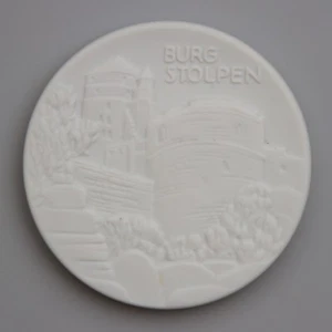 Meissen Porzellan Medaille Burg Stolpen Prof. Dr. Hermann Kolbe Ø ca.: 4,9cm #28 - Bild 1 von 3