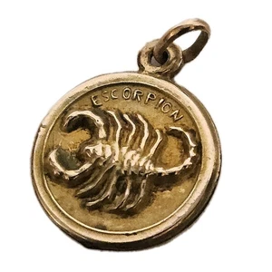 VTG 10k (Acid Tested) Scorpion 1 cm Round Pendant Spanish NO CHAIN INCLUDED - Picture 1 of 9