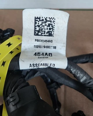 Cableado fascia trasero Mopar original 68360454AD Foto 1 de 2