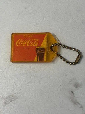 RARE 1940s-1950s VINTAGE ADVERTISING DRINK COCA-COLA KEYCHAIN KEYRING 👀 LQQK 👀 - Image 1 of 4