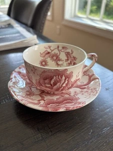 Johnson Brothers English Chippendale Red Pink Cup & Saucer - Picture 1 of 5