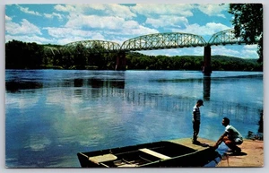 Postal cromada del río Wisconsin en Bridgeport cerca de Prairie Du Chien WI 1959 - Imagen 1 de 3