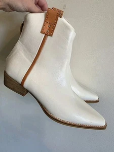 Arider Girl Western Cowgirl Booties Womens Size 9 White Brown Faux Leather - Picture 1 of 7