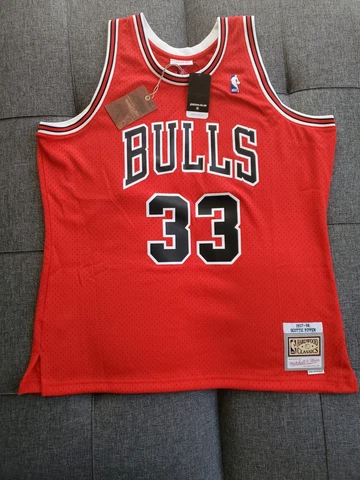 Mens Mitchell & Ness Swingman Jersey Chicago Bulls 1997-98 Scottie Pippen XL Cover