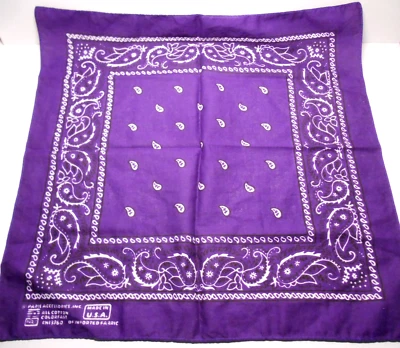 Bandana de motociclista vintage de algodón cachemir PARIS DEEP PURPLE EE. UU. 22 x 20" sin usar Foto 1 de 2