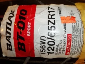 NOS NEW TIRE BRIDGESTONE BATTLAX BT010 RADIAL FRONT 110/65ZR17 56W - Picture 1 of 6
