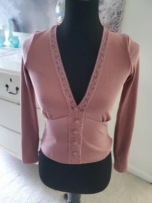 Suéter Lulus Profundo Cuello en V Acanalado MAUVE Envuelto Tejido Ligero Talla XS NUEVO Foto 1 de 4