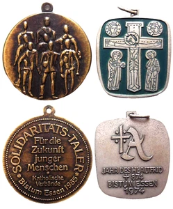 RFA, diócesis Essen medallas de los años 1974 y 1985 - Imagen 1 de 7