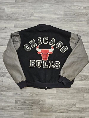 Chaqueta Bomber Negra De Colección Años 90 Chicago Bulls Spellout Talla XL Línea Tiza EE. UU.  Foto 1 de 4
