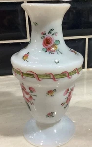 Vintage Opalglas Vase, handbemalt floral, unbeschriftet - Bild 1 von 5