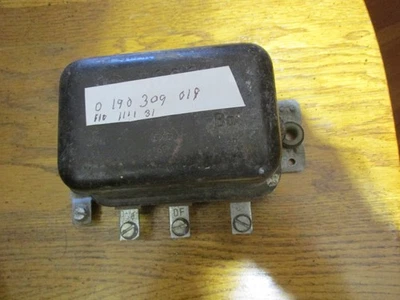 Regulador de voltaje Porsche 356 BOSCH 0 190 309 019, Renault Dauphine R8, R10 Foto 1 de 3