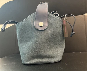 Bolso cubo de mezclilla NO BORDERS - Imagen 1 de 7