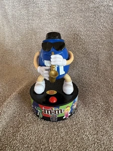Blauer M&M Saxophonspieler - funktioniert super - Bild 1 von 1